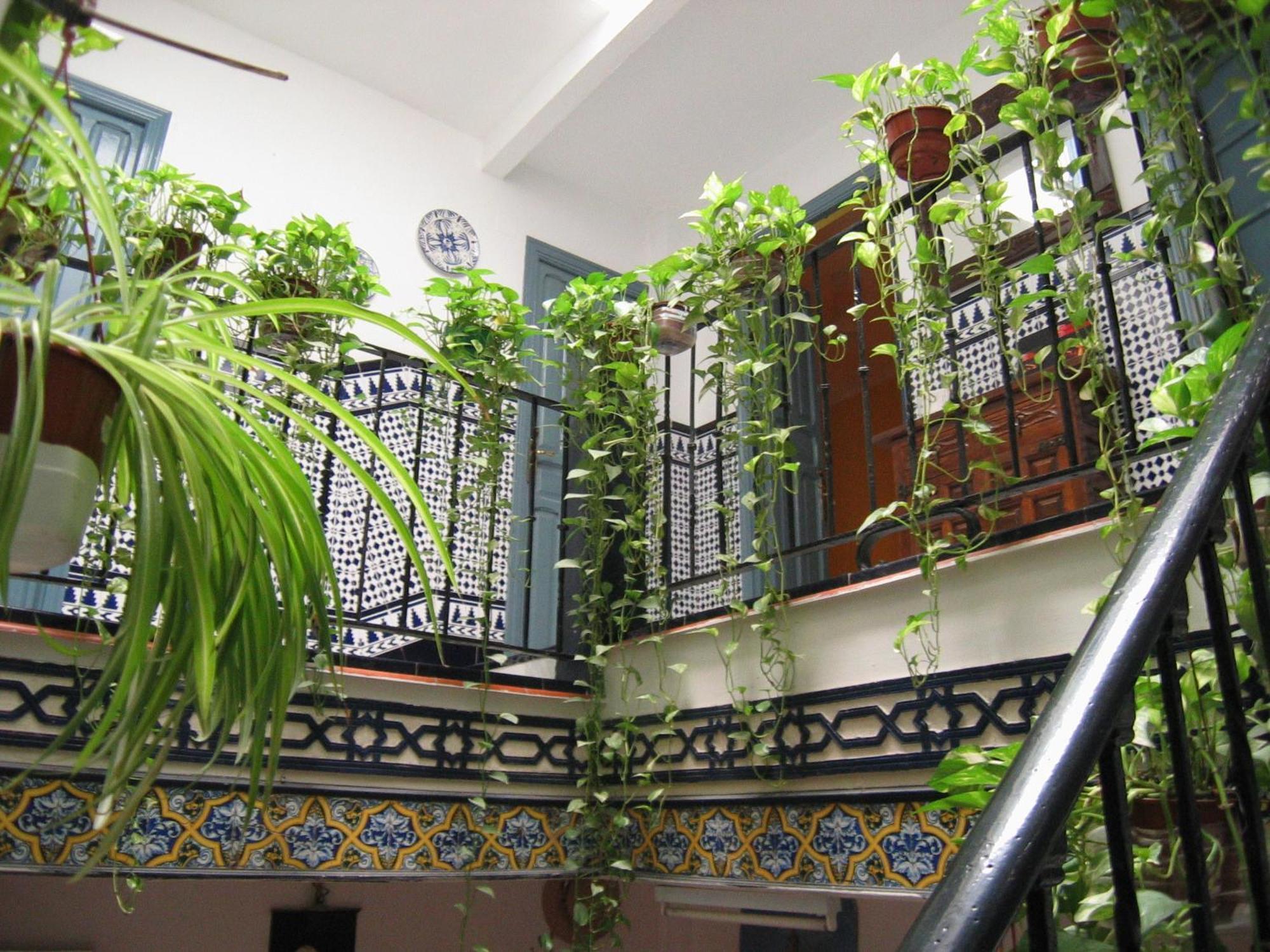Pension La Montorena Seville Exterior photo